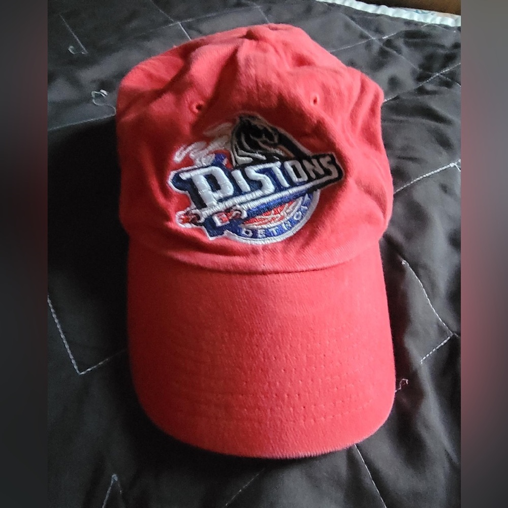 Pistons NBA baseball hat